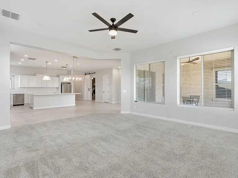 10631 E Thatcher Ave — Photo 11
