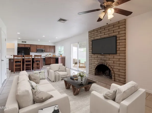 929 W KNOWLES Circle, Mesa, AZ 85210