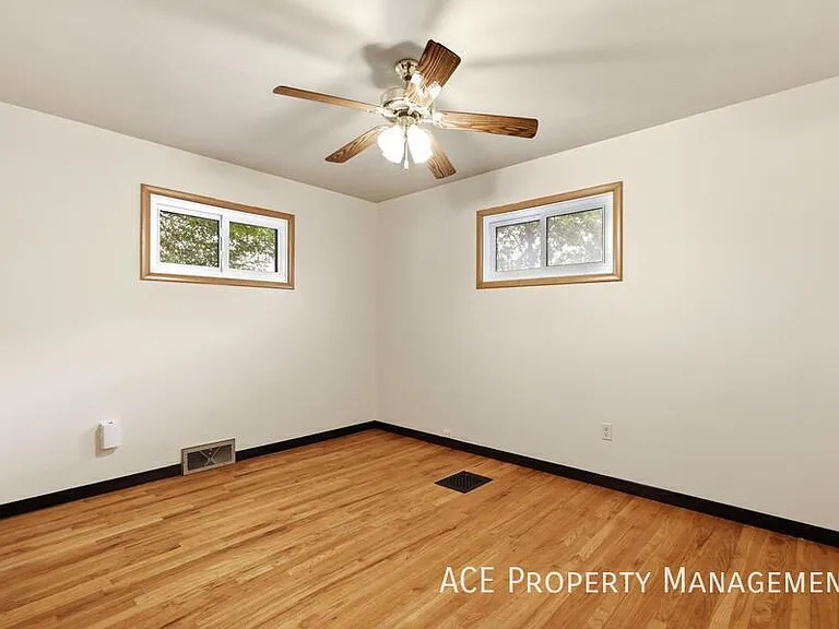 209 Wedgewood Dr — Photo 11