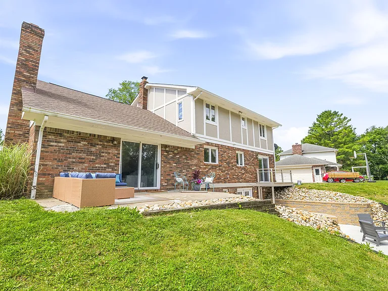 1720 Ridge Hill Ln #1 — Photo 20