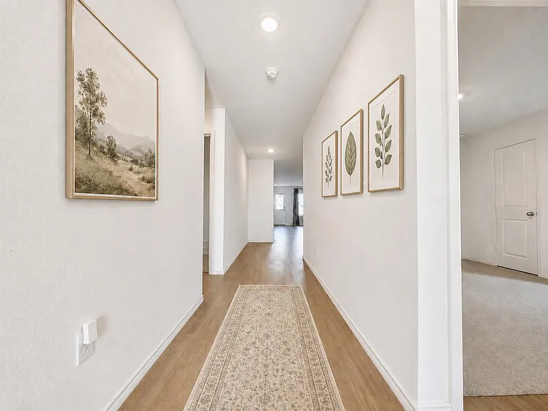 1025 Mountain Laurel Rd — Photo 3