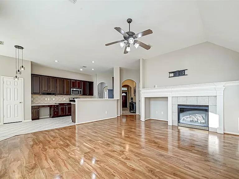 21923 Shady Heath Ln — Photo 35