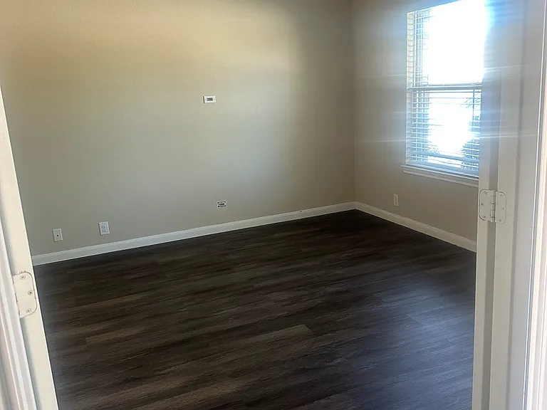 12025 Rustling Oaks Dr — Photo 11