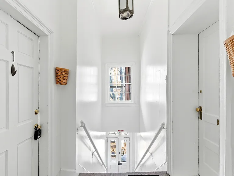 105 N Loudoun St #1 — Photo 14