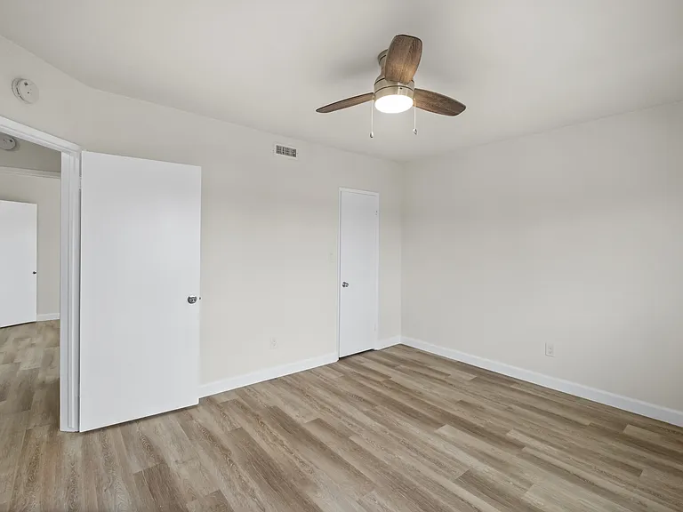 640 Imperial Ave #1 — Photo 23