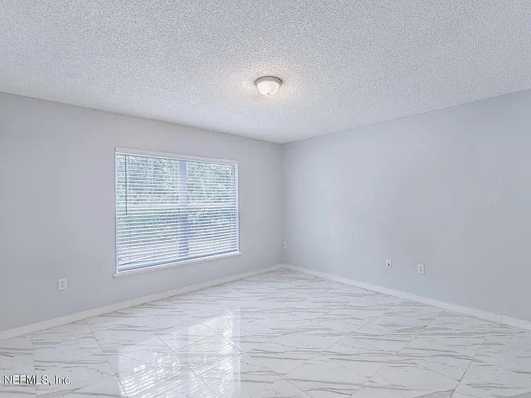 3388 Glenn Hollow Ct — Photo 7