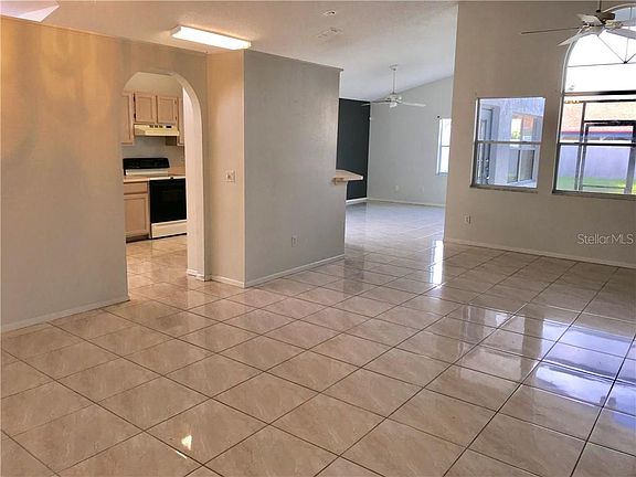 5th image of 2819 Burwood Ave