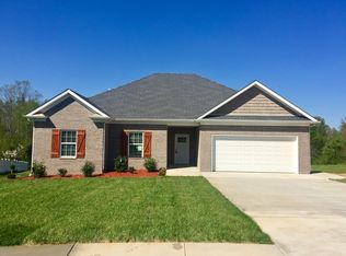 425 Adalynn Cir, Bowling Green, KY 42104