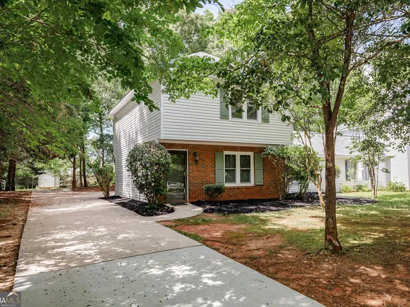 122 Shadow Moss Dr, Athens, GA 30605