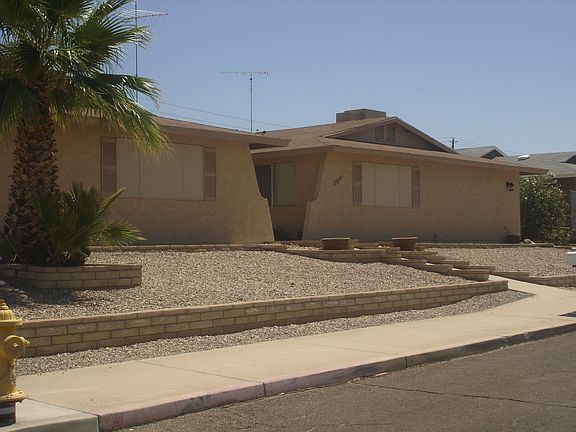 2nd image of 2041 Magnolia Dr