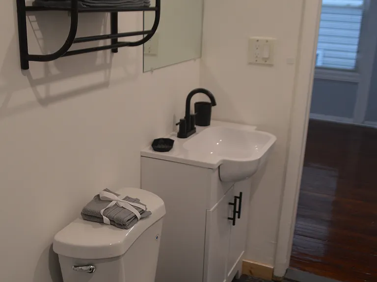 73 2nd St #2A — Photo 23