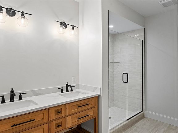 5th image of 134 Court St #17