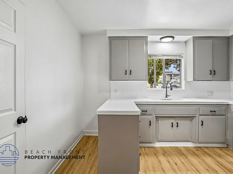 914 Alma St. — Photo 4