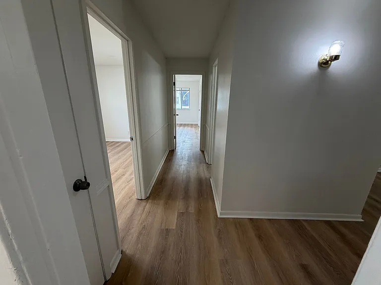 2101 Ottawa St — Photo 134
