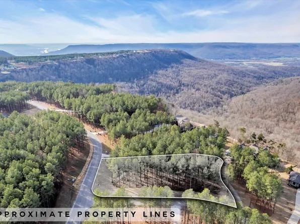 155 Moonshine Dr #Jf18, Jasper, TN 37347