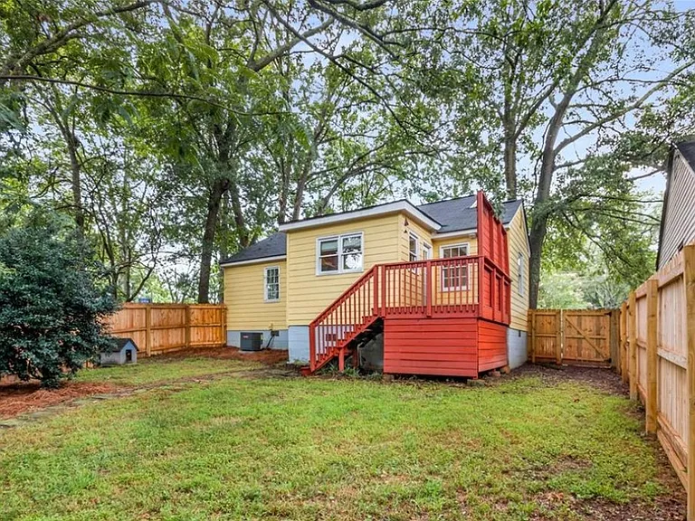 850 Flat Shoals Way — Photo 24