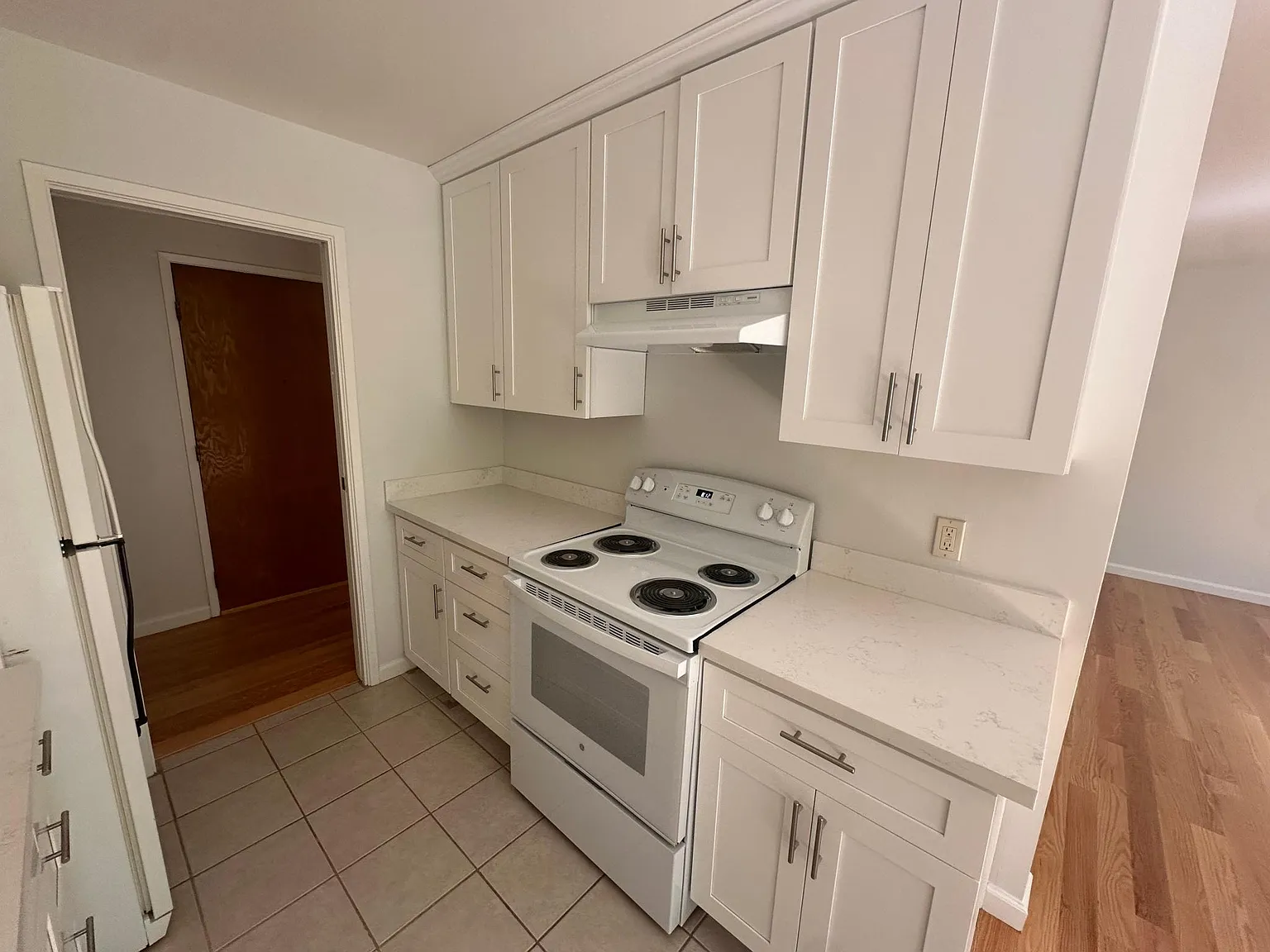 1 bed, 750 sqft, $2,250 — Photo 4