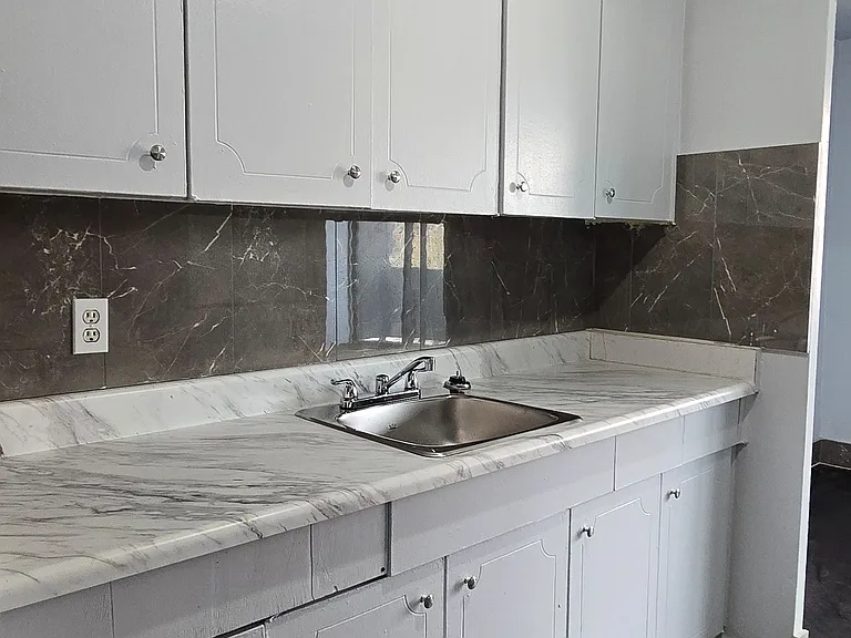 1651 Victoria Park Ave #302 — Photo 15