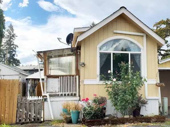 5990 SE King Rd #18, Milwaukie, OR 97222