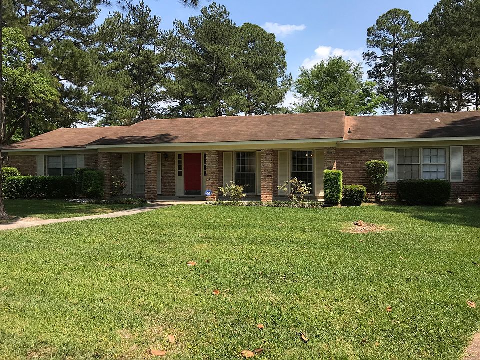 1st image of 613 E Richardson Dr
