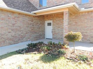 11620 NW 121st St, Yukon, OK 73099
