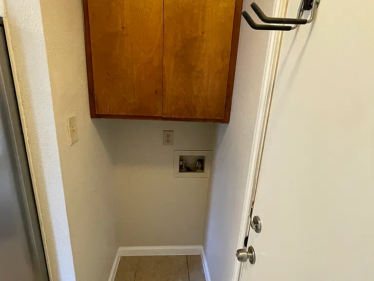 12219 Ridge Cave St — Photo 17