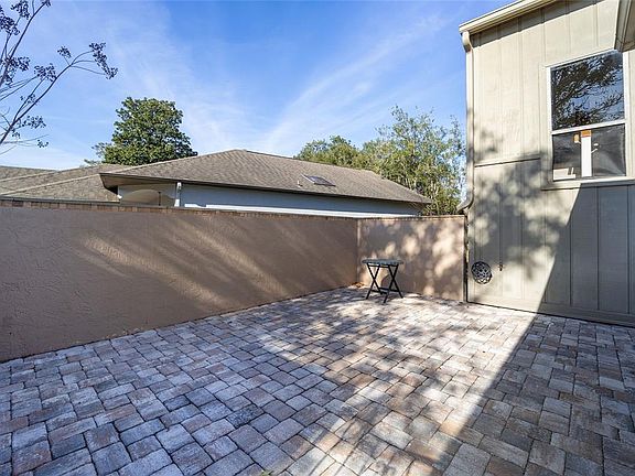 2nd image of 1906 SE Clatter Bridge Rd