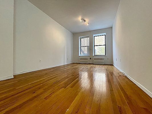 1st image of 312 W 133rd St #2B