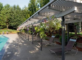 29057 SW Tami Loop APT 77, Wilsonville, OR 97070