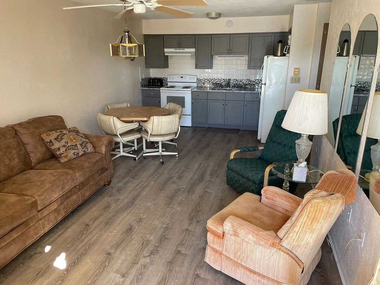 1/1 Furnished with Lake View & Utilities in Tahitian Gardens a 55+ Community w/ Utilities Included — Photo 3