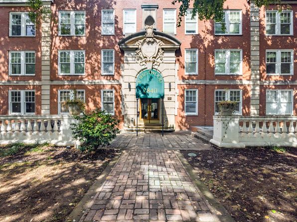 2840 Peachtree Rd NW APT 303