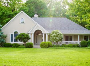 10671 Geist Ridge Ct, Fortville, IN 46040