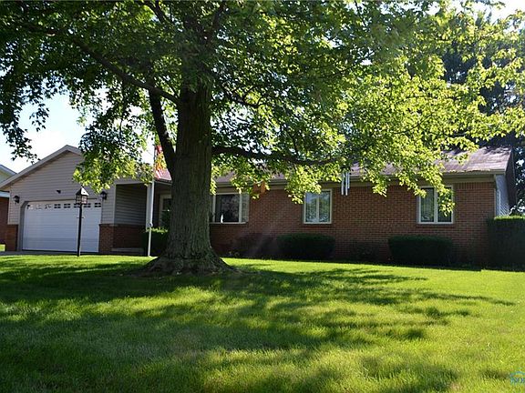 3rd image of 612 Northwood Dr