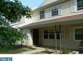 174 Chester Ct, Downingtown, PA 19335