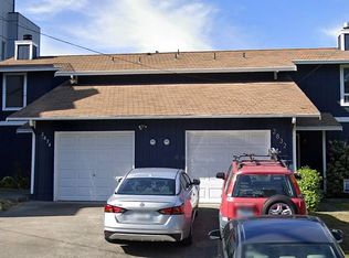 2834 SW Genesee St, Seattle, WA 98126