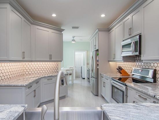 670 Catamaran Ct Naples Fl 34110 Zillow