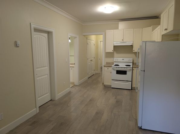 2 bedroom rental in Vancouver — photo 2