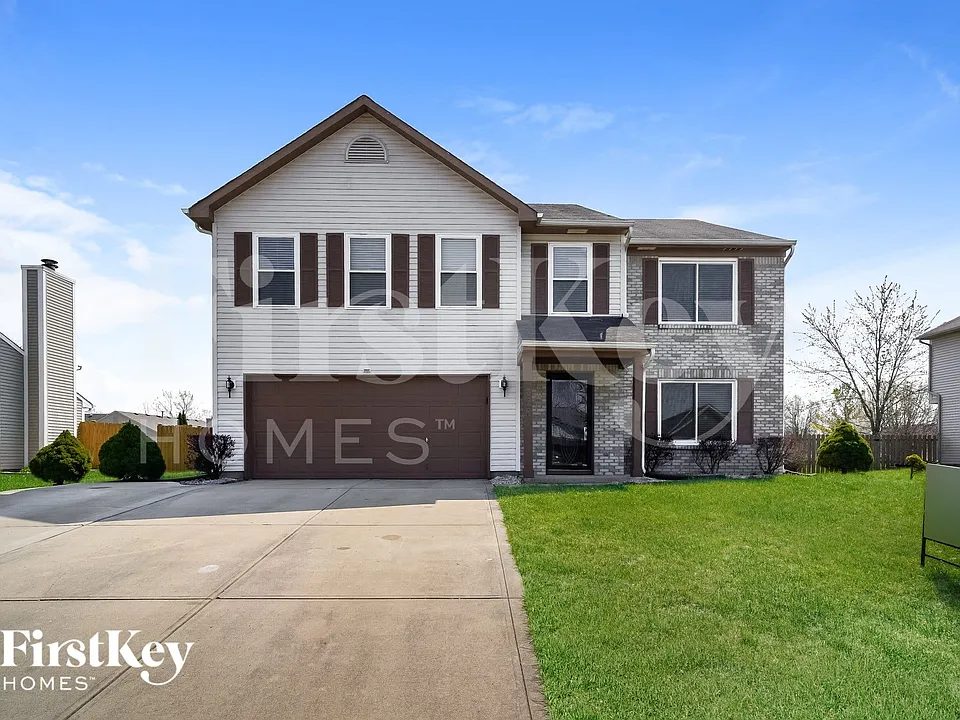 837 Franklin Lakes Blvd