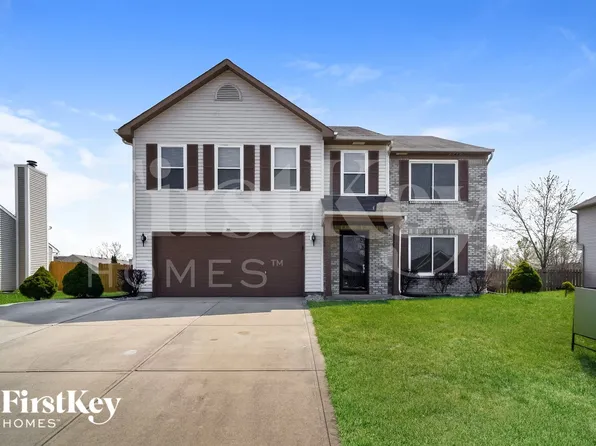 837 Franklin Lakes Blvd, Franklin, IN 46131