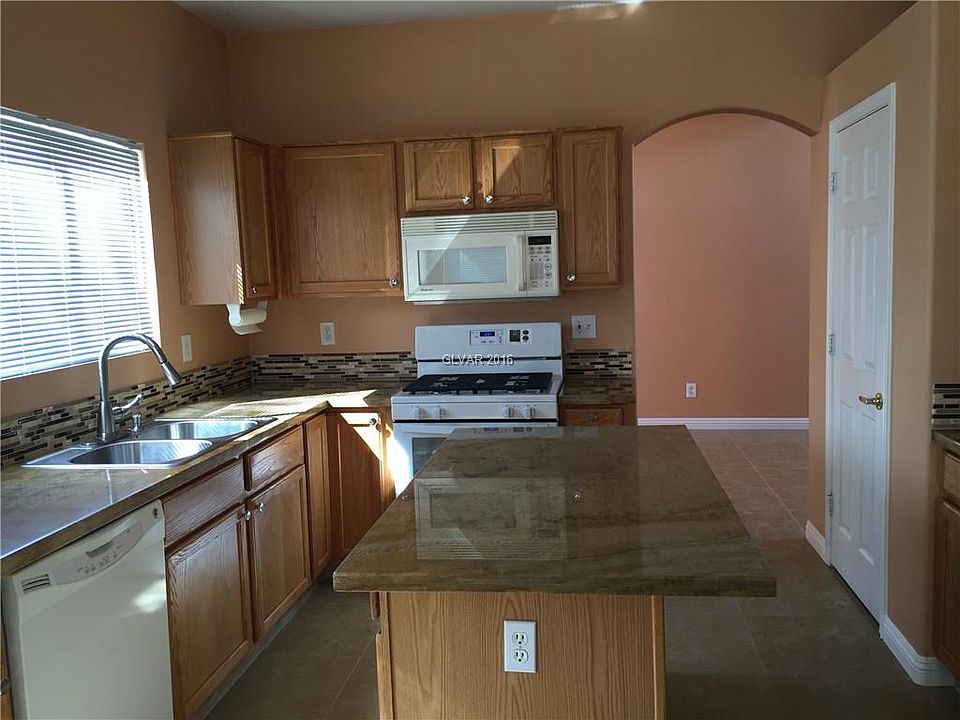 1st image of 291 Mayberry St #0
