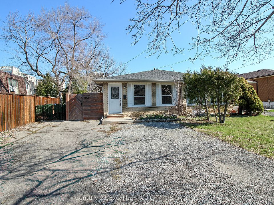 1st image of 881 Lawrence Rd