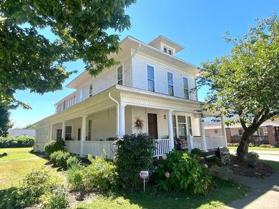 21 W Mechanic St, Bloomfield, IN, 47424