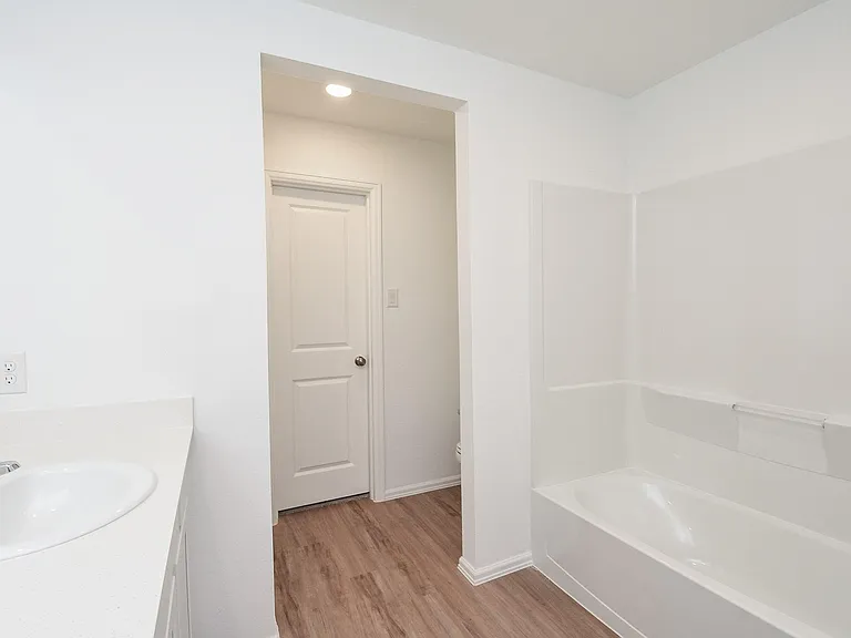 18987 Panzini Dr — Photo 18