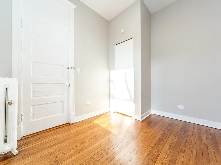 1204 Lexington — Photo 21