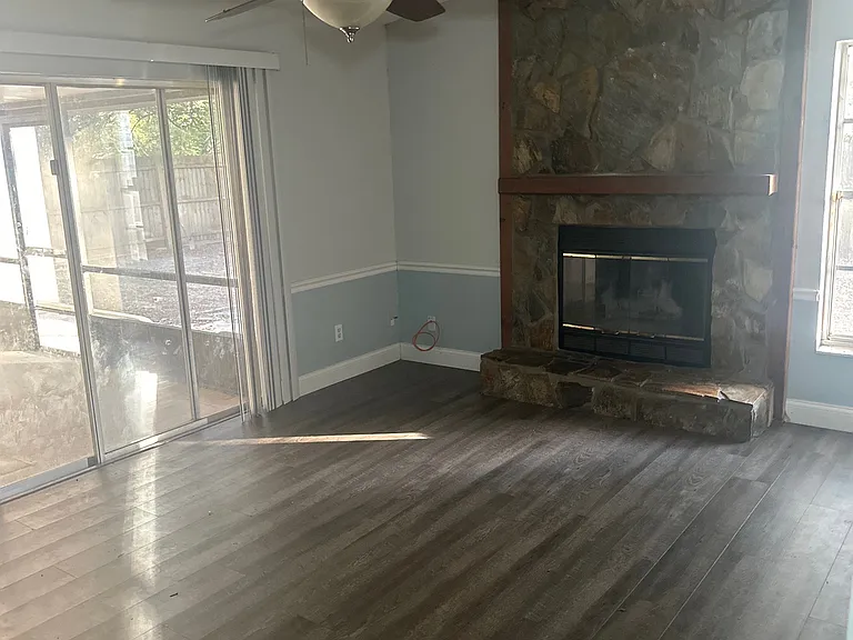 1016 Red Oak Cir — Photo 20