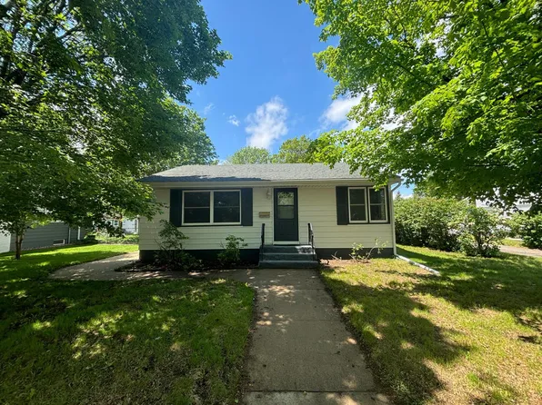 239 32nd Ave N, Saint Cloud, MN 56303