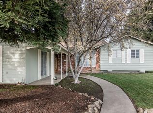 118 W Beech Ave, Visalia, CA 93277