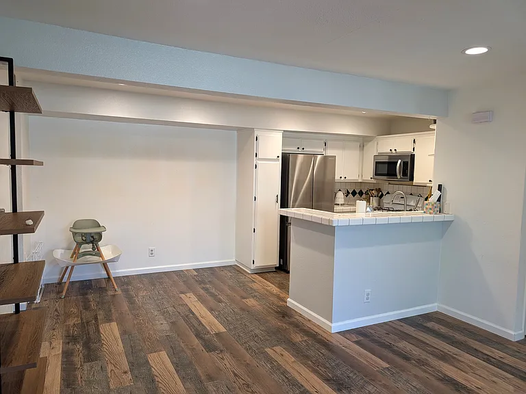 24465 Valle Del Oro #203 — Photo 7