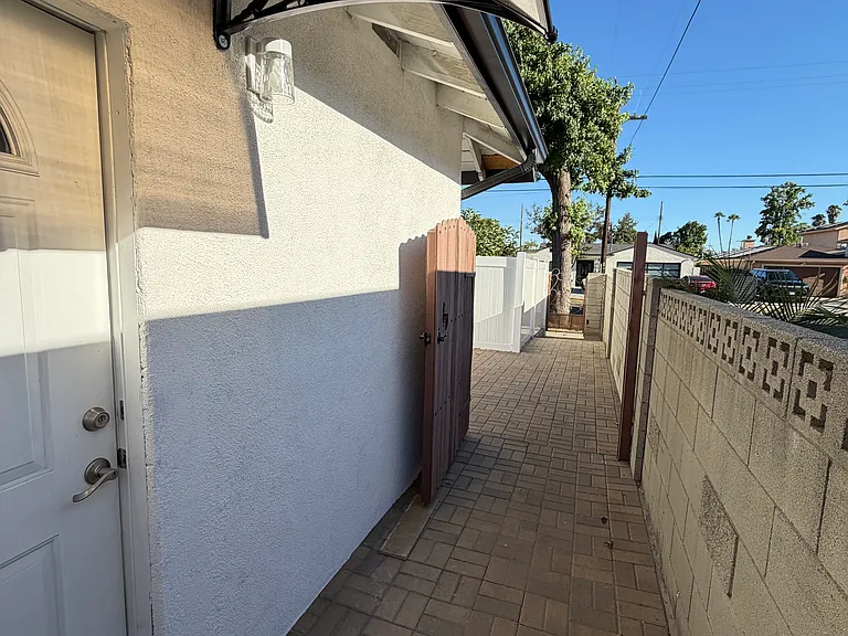 13343 W Cantara St — Photo 9