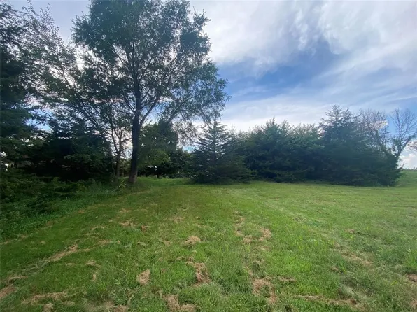 5180 Panorama Dr, Panora, IA 50216